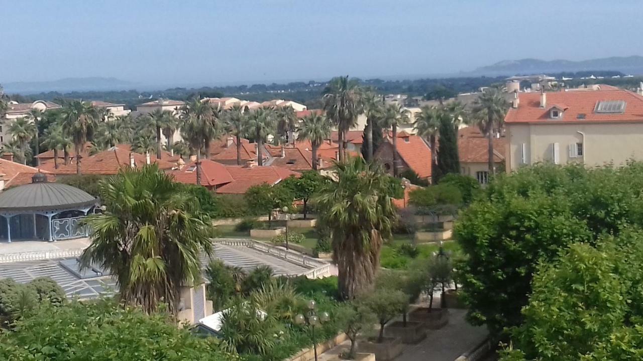 L'emilia Apartment *